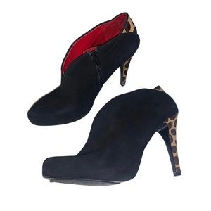 Nine West Heeled Booties Women's Size 6.5 US Suede‎ Leopard Print  Black Red